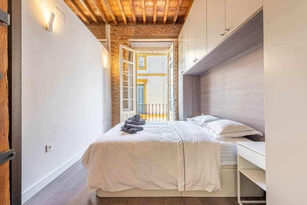 Pineapple Comedias 8 Con Parking Malaga Bagian luar foto